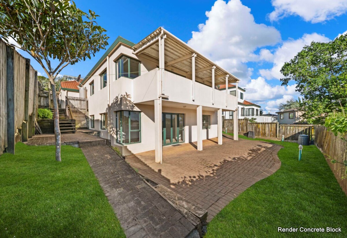 Vendor ready to sell, Top-rated schools zone, Solid Concrete Build, 3 beds home, 2/37 Monarch Avenue, Hillcrest, Auckland