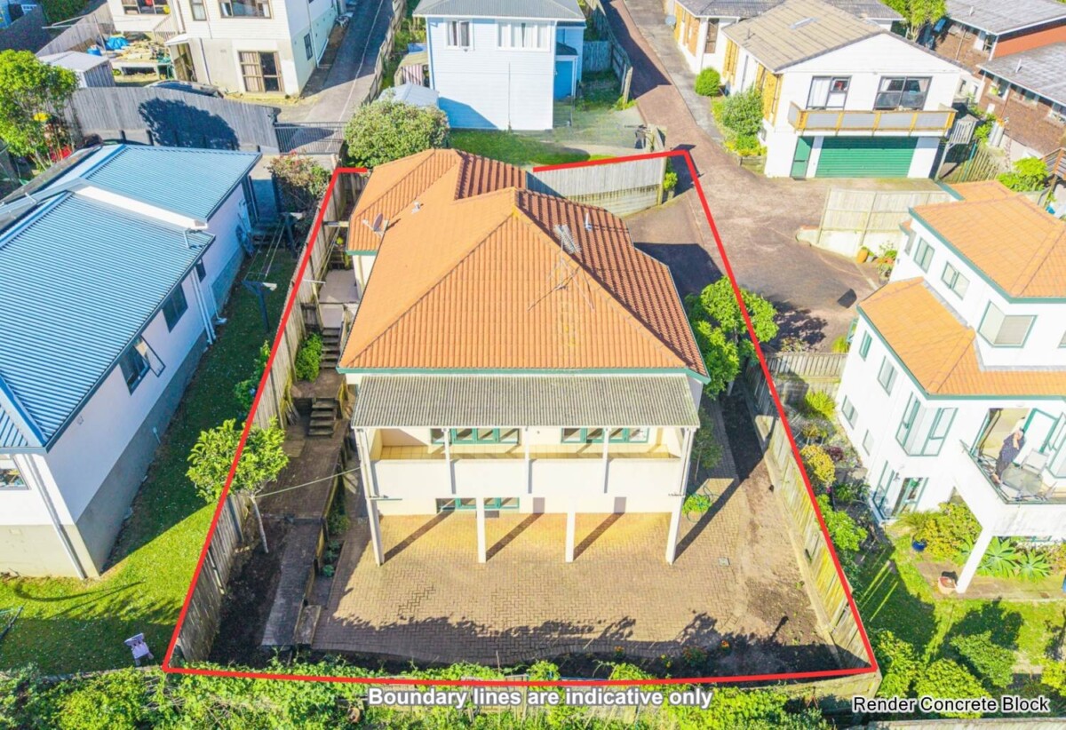 Vendor ready to sell, Top-rated schools zone, Solid Concrete Build, 3 beds home, 2/37 Monarch Avenue, Hillcrest, Auckland