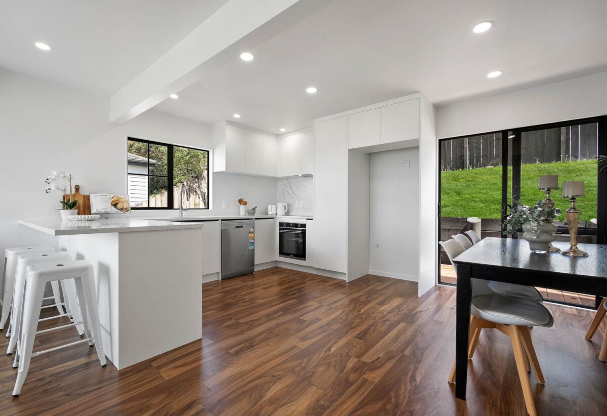 Top school zone, Fully Renovated, 3 bedrooms + big study (or 4th room) on 450m2 section, sea views & city views, 1 Highgrove Lane, Totara Vale, Auckland