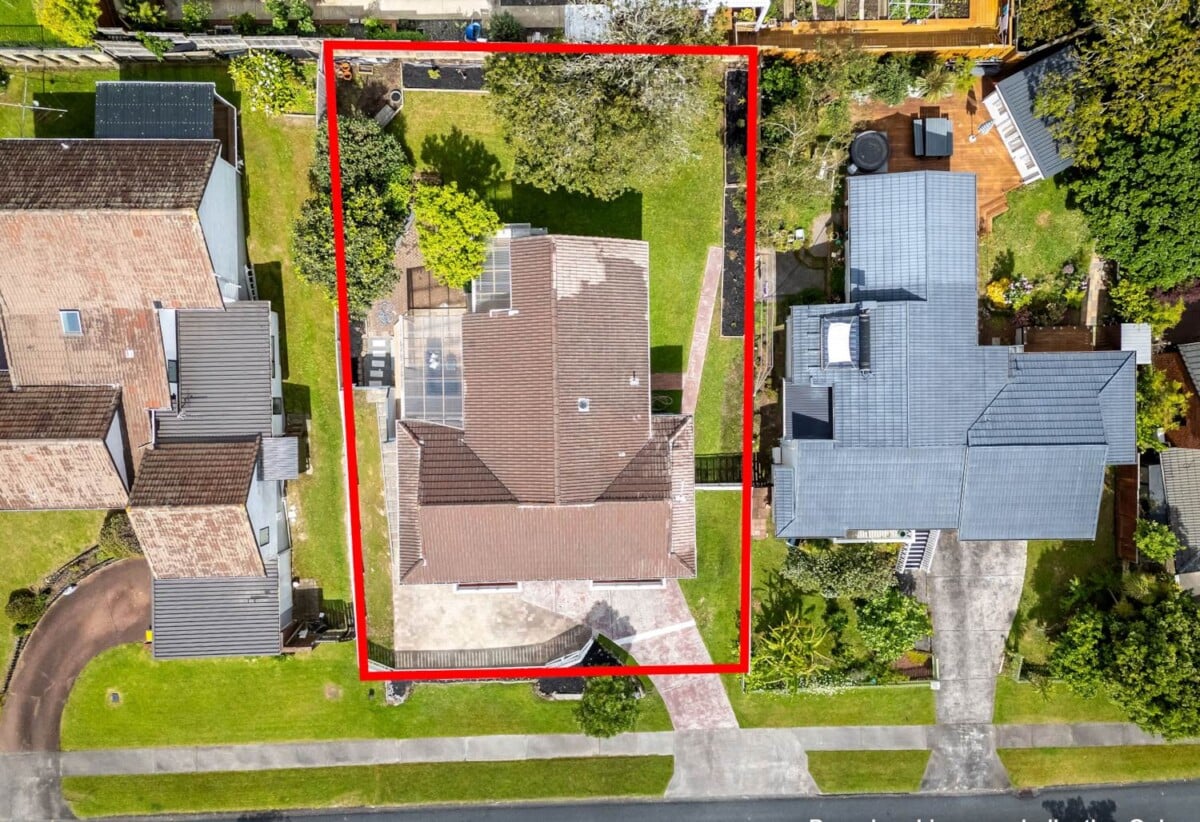 Westlake school zone, 5 beds on 619m2 section, owners relocating overseas, 59 Kennedy Avenue, Forrest Hill, Auckland