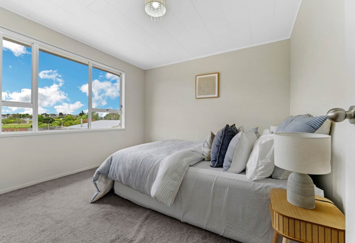4 beds house on 609m² section, a downstairs rumpus room with a kitchenette and bathroom, 22 Marvon Downs Avenue, Pakuranga Heights, Auckland