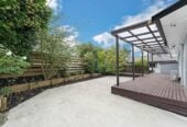 4 beds house on 609m² section, a downstairs rumpus room with a kitchenette and bathroom, 22 Marvon Downs Avenue, Pakuranga Heights, Auckland