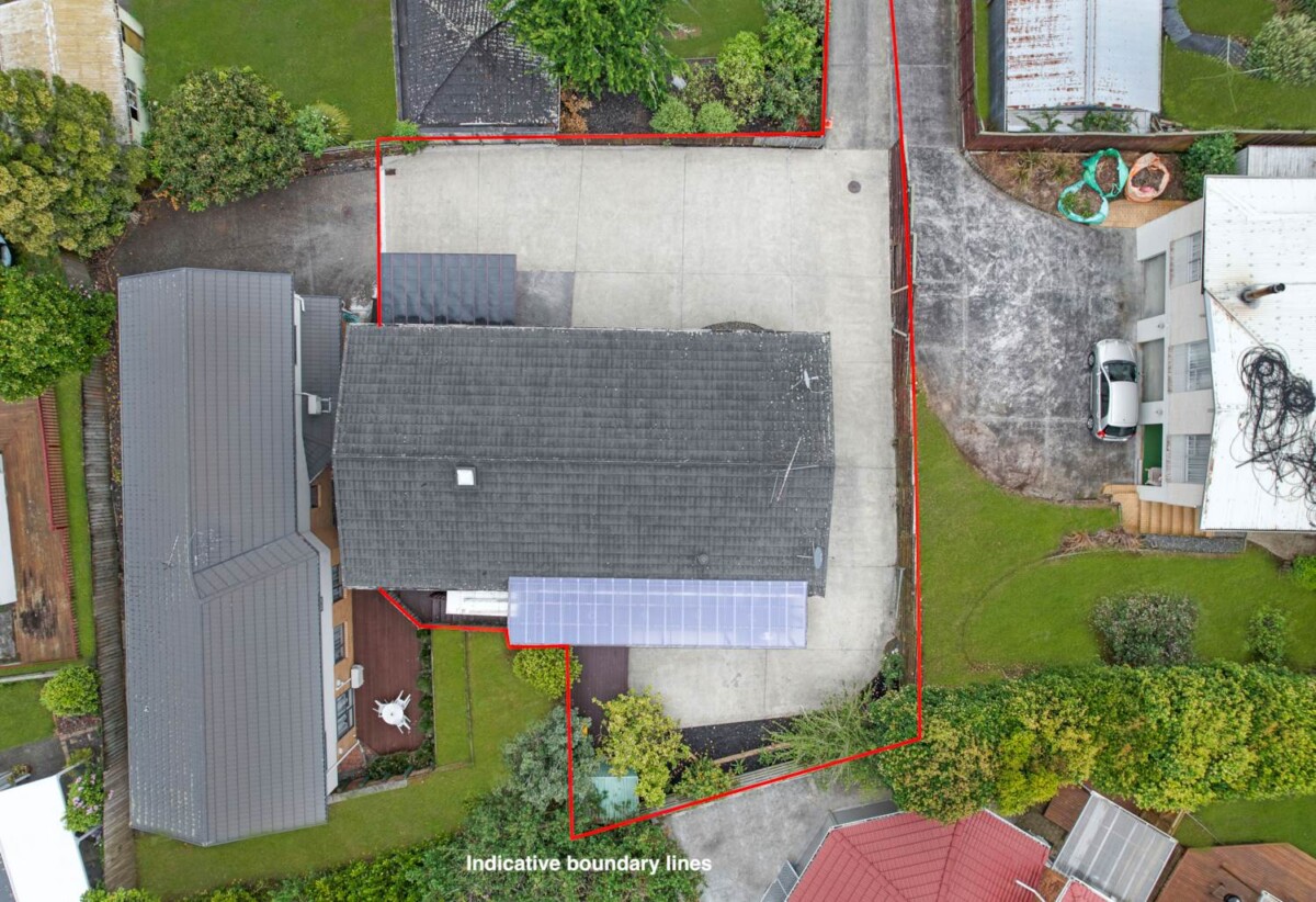 4 beds house on 609m² section, a downstairs rumpus room with a kitchenette and bathroom, 22 Marvon Downs Avenue, Pakuranga Heights, Auckland