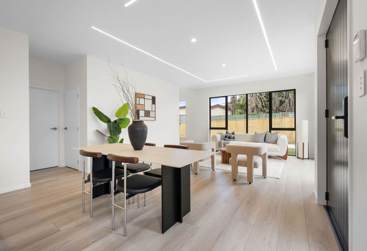 Rangi school Zone, Walks to schools, sea views, Brandnew standalone 4 beds home, Close to Browns Bay Village, beach, Albany Mall, 1/129 Arran Road, Browns Bay, Auckland