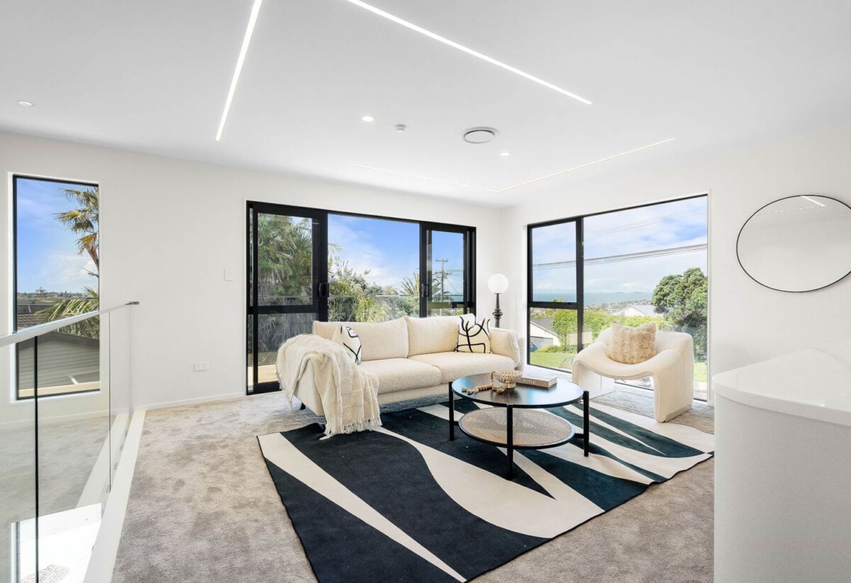 Rangi school Zone, Walks to schools, sea views, Brandnew standalone 4 beds home, Close to Browns Bay Village, beach, Albany Mall, 1/129 Arran Road, Browns Bay, Auckland