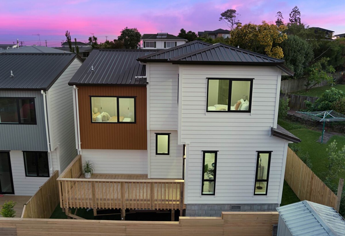 Brandnew 4 beds home, close to Lynn Mall Shopping Centre, Lot 5/8 Mason Street, New Lynn, Auckland