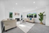 VENDORS WANT IT SOLD, 5 beds house on 501m² section 1 bed 1 bath downstairs, walks to schools, 9 Soljans Place, Mission Heights, Auckland