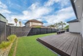 VENDORS WANT IT SOLD, 5 beds house on 501m² section 1 bed 1 bath downstairs, walks to schools, 9 Soljans Place, Mission Heights, Auckland