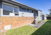 Fully renovated, Brick 3 beds home, steps from Sylvia Park Mall, 2/5 Aranui Road, Mt Wellington, Auckland