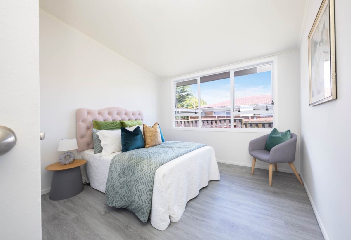 Fully renovated, Brick 3 beds home, steps from Sylvia Park Mall, 2/5 Aranui Road, Mt Wellington, Auckland