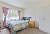 Brick 3 beds house on 484m² section, minutes from Lynn Mall, 73A Rimu Street, New Lynn, Auckland