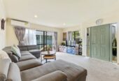Brick 3 beds house on 484m² section, minutes from Lynn Mall, 73A Rimu Street, New Lynn, Auckland