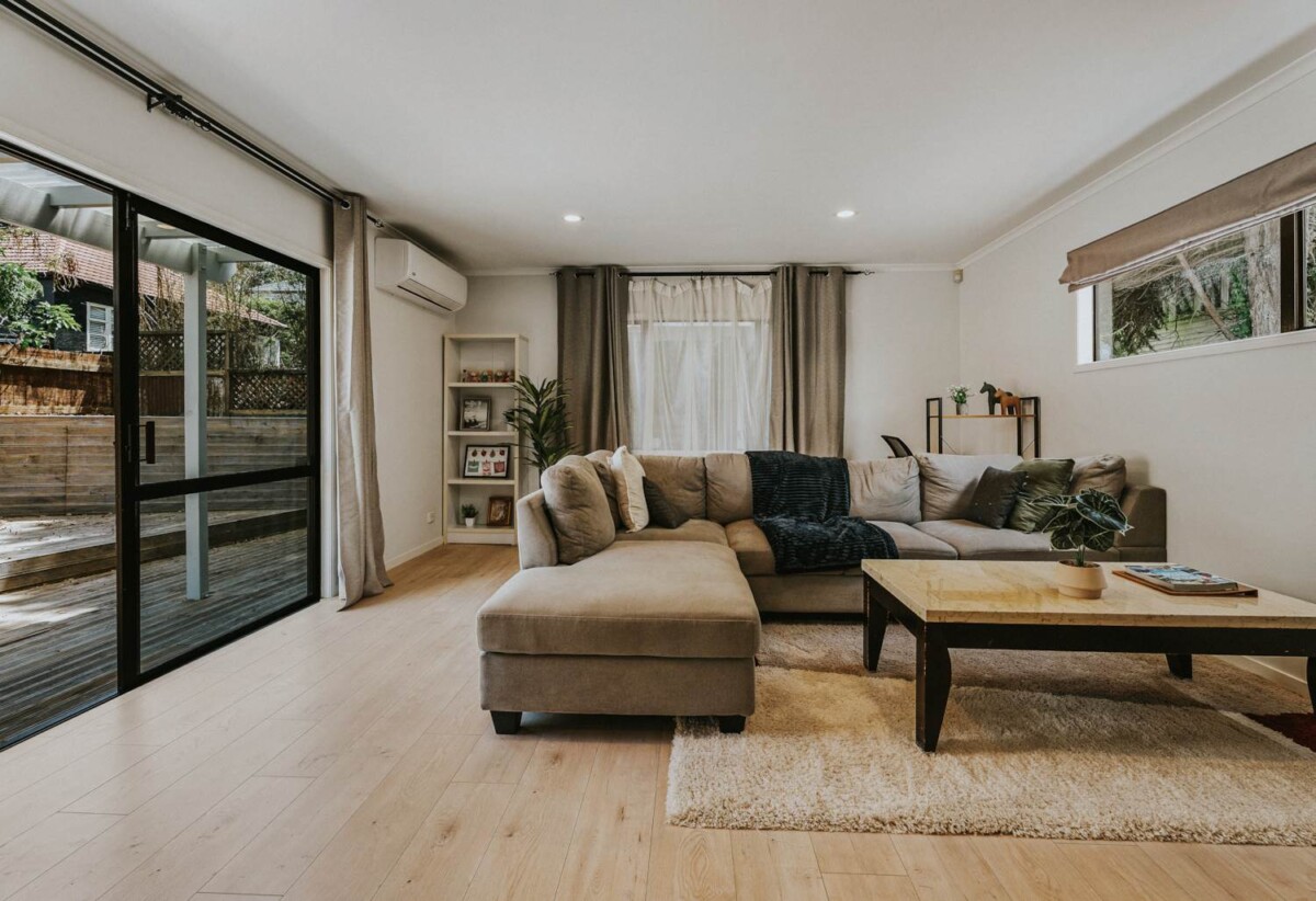 Overseas vendor – says “Sell!”, 3 beds house, 233A St Andrews Road, Epsom, Auckland