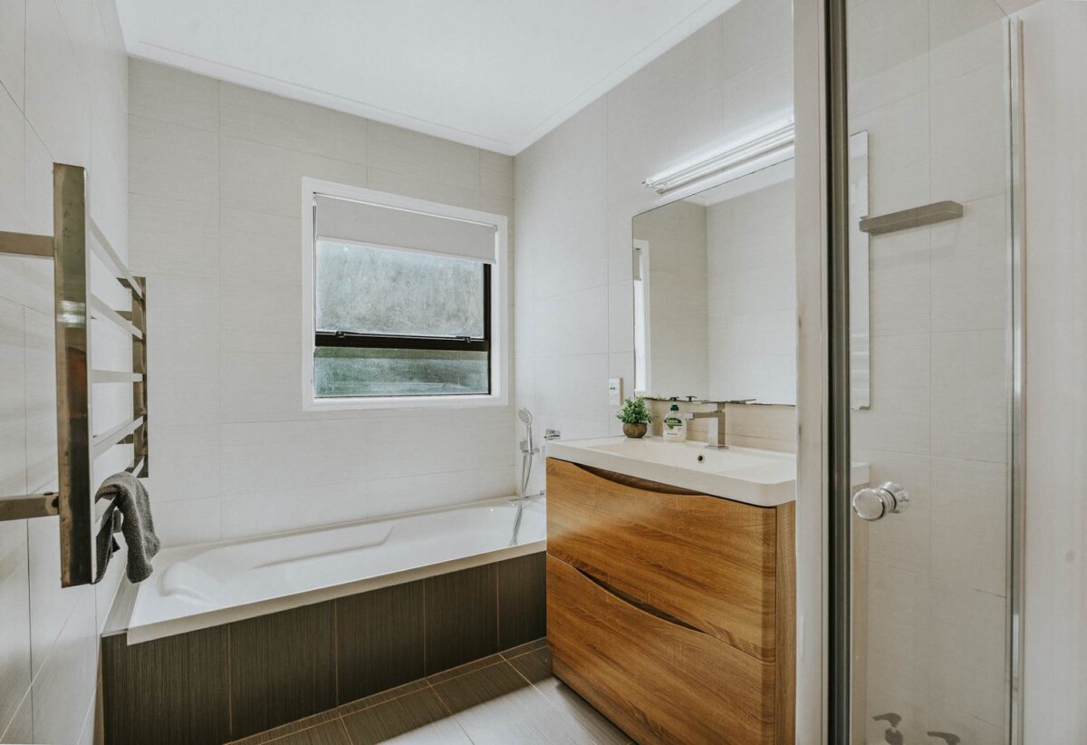 Overseas vendor – says “Sell!”, 3 beds house, 233A St Andrews Road, Epsom, Auckland