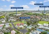 Once in 12 years, Brick 3 beds house on 1/2 share of 808 m² section, next a Reserve, 6B Nerissa Place, Randwick Park, Auckland