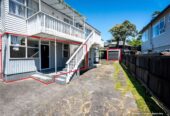 Renovated affordable 2 beds home, Walks to Reserve , Pak N Save, 4/2 Waitati Place, New Windsor, Auckland