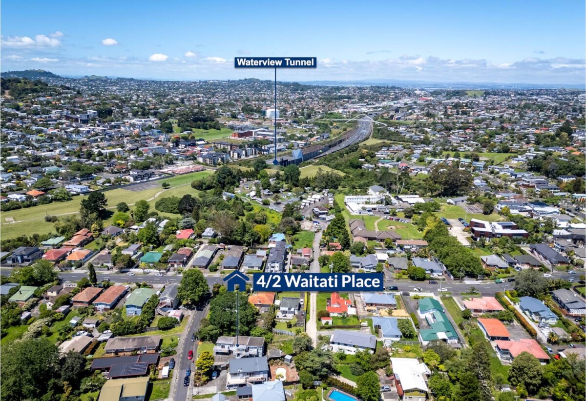 Renovated affordable 2 beds home, Walks to Reserve , Pak N Save, 4/2 Waitati Place, New Windsor, Auckland