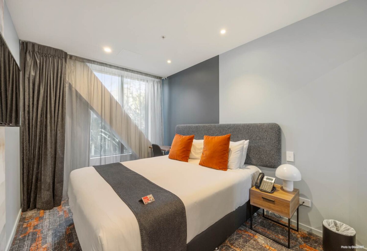 Urgent Sale, double grammar school zone, 1 bed 1 bath apartment, Fully serviced and managed by Ramada, $13,500 plus GST annual income with 2% annual increases from year 5, 221/43C Gillies Avenue, Epsom, Auckland
