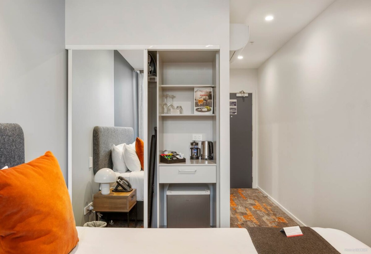Urgent Sale, double grammar school zone, 1 bed 1 bath apartment, Fully serviced and managed by Ramada, $13,500 plus GST annual income with 2% annual increases from year 5, 221/43C Gillies Avenue, Epsom, Auckland