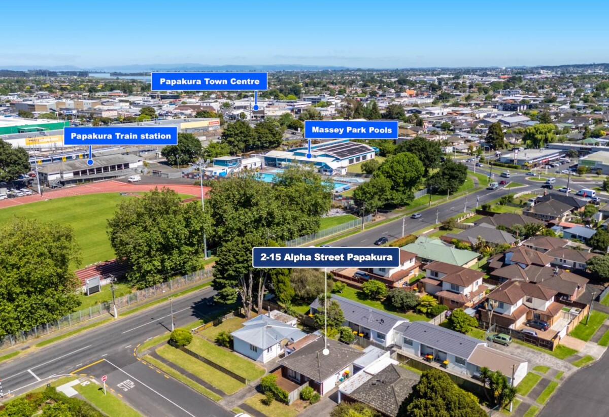 2 beds house, Private backyard, Moments away from schools, parks, eateries, supermarket, 2/15 Alpha Street, Papakura, Auckland