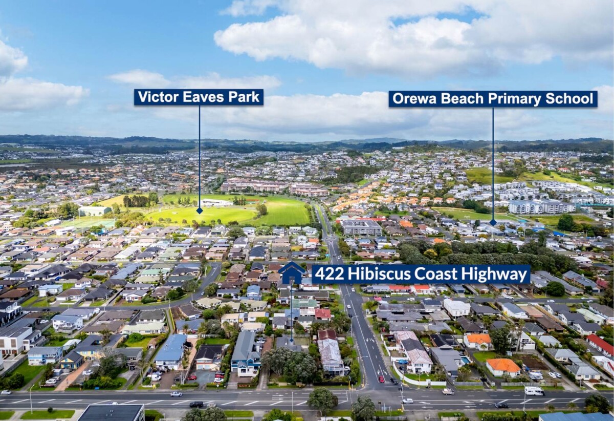 Ignore CV, Walks to beach, fully separate 3 homes (4beds, 3 beds, 2 beds) on 1012m² section, currently total rented $1,880/week, 422 Hibiscus Coast Highway, Orewa, Auckland