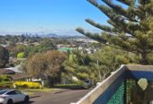 Motivated vendors, ready to sell, Double Westlake school zone, 3 beds on 675m² section, city views, 34 Juniper Road, Sunnynook, Auckland