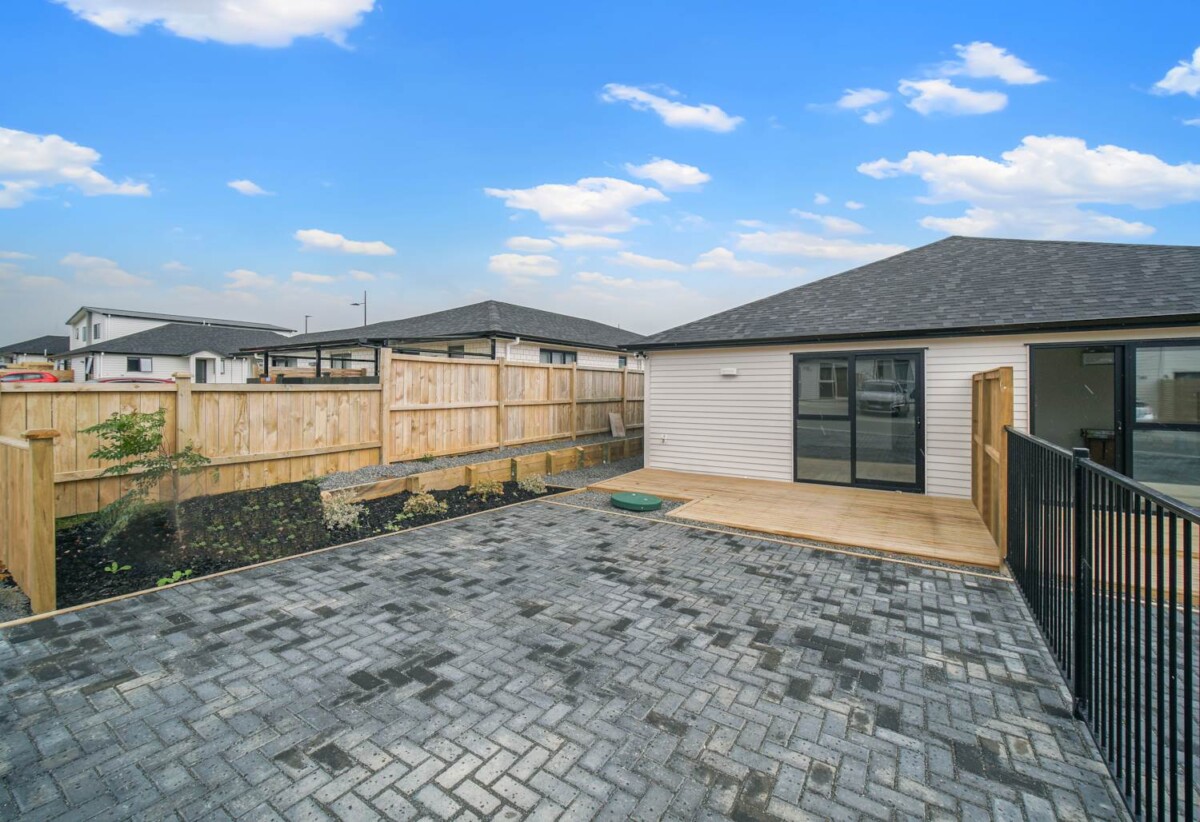 Brandnew 3 beds home, 6 Rorotu Avenue, Karaka, Auckland