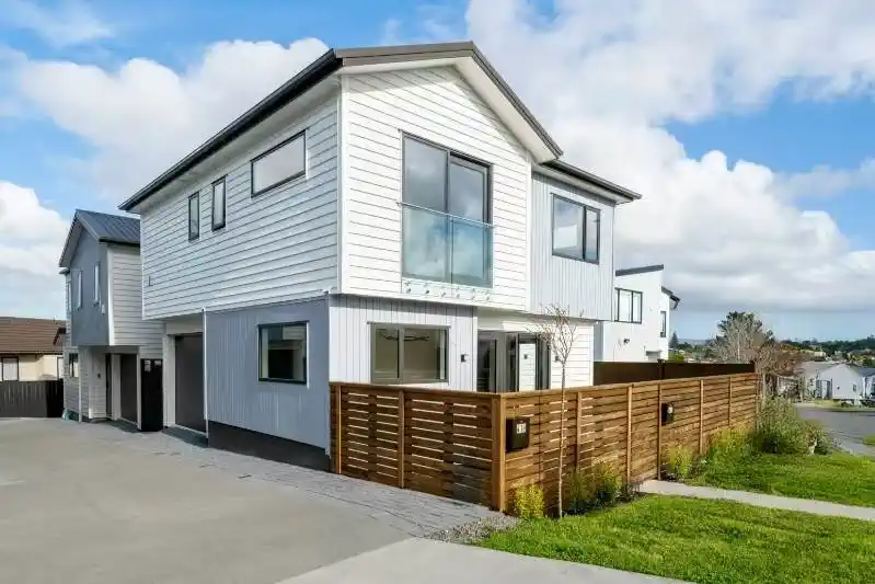 Move-in ready, Brandnew freehold 4 beds home, Downstairs Bedroom with Separate Access, 41A West Harbour Drive, West Harbour, Auckland
