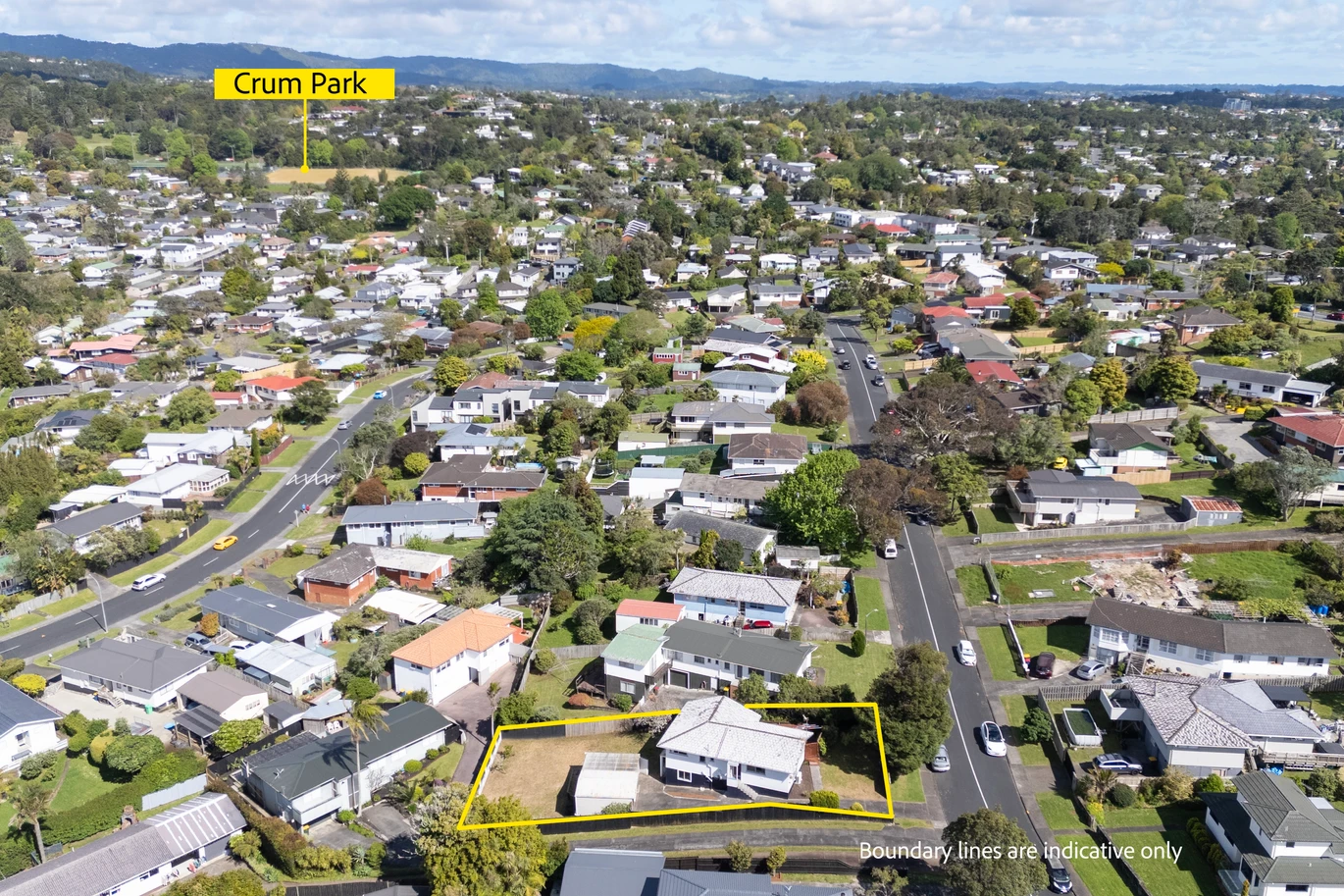 3 beds house on 675m² section, Walk to Green Bay Schools, 90 Lantana Road, Green Bay, Auckland