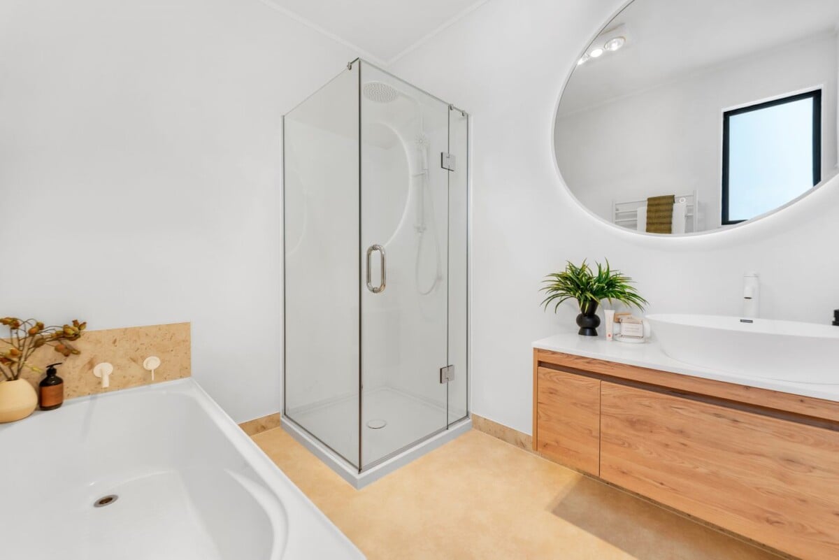 This home has undergone a remarkable transformation, 3 beds home, moments from shops, supermarkets, schools, 1/410 Glenfield Road, Glenfield, Auckland