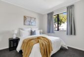 Renovated & Freestanding 3 beds home, 2/9 Porchester Road, Papakura, Auckland