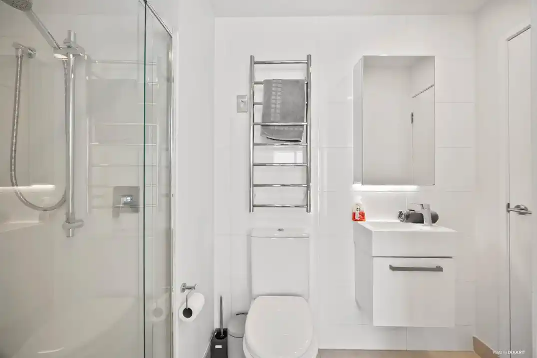 Freehold 71sqm 2 beds 2 baths 1 car park apartment, 3002/32 Swanson Street, City Centre, Auckland