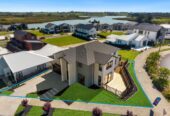 Brandnew 6 beds Corner Dual-Kitchen with Self-Contained 2-Bedroom, 2 Laurel Drive, Karaka, Auckland