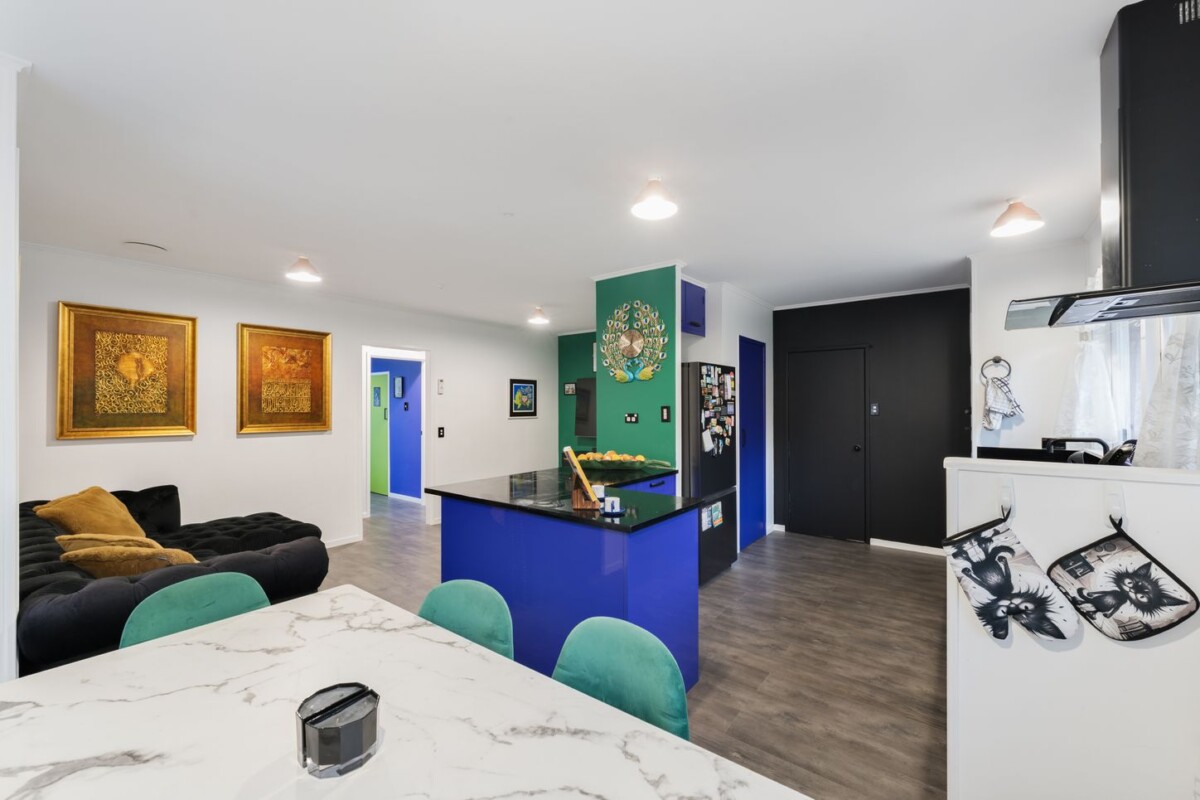 Owners upsizing, once in 20 years, brick 3 beds house on 675m2 section, 16 Thornlow Street, Glendene, Auckland