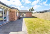 Avondale College zone, Brick & Tile 3 beds house on 367m² section, 134B Avondale Road, Avondale, Auckland