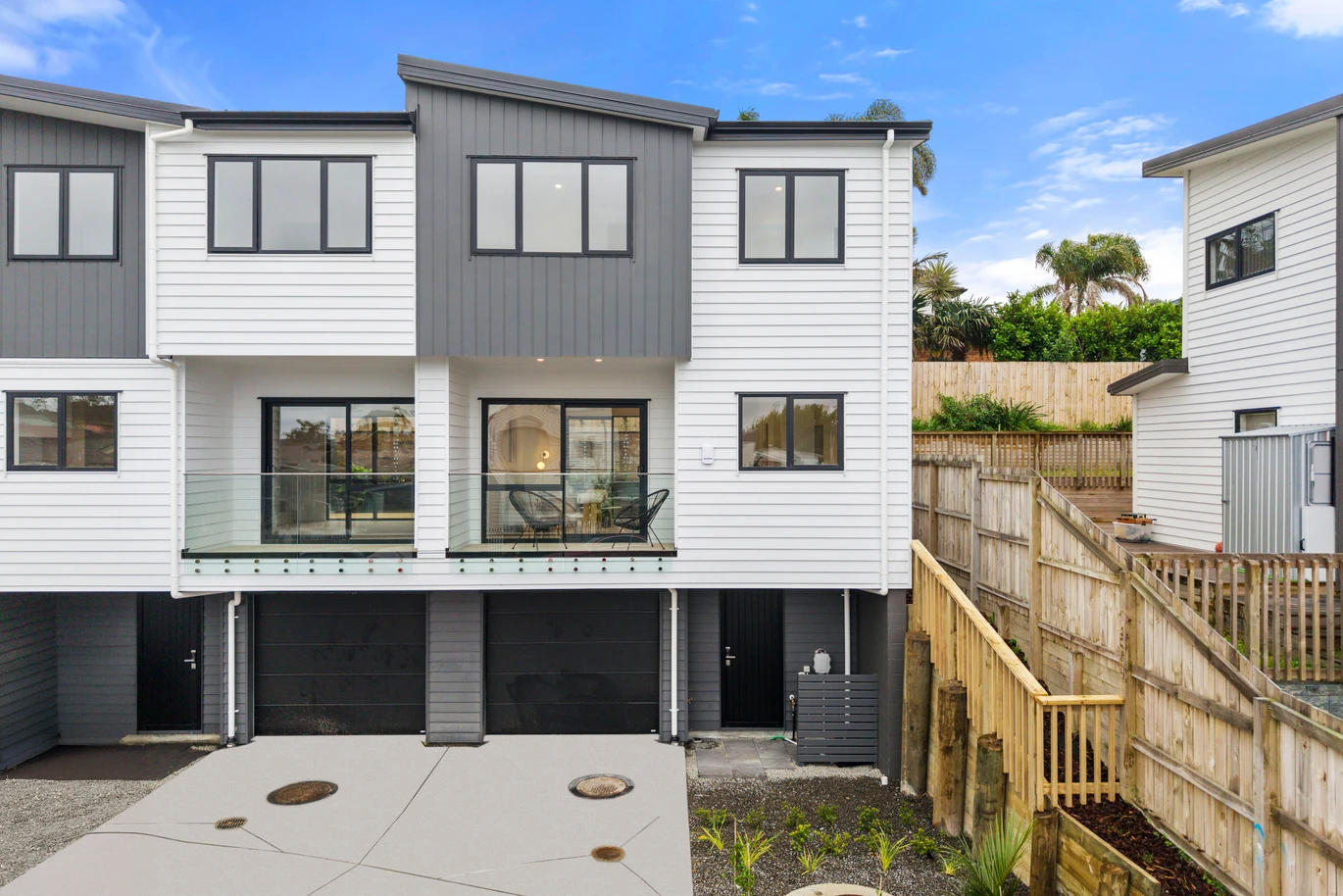 10-Year Stamford Building Warranty, Freehold 3 beds home, Moments from Albany mall, 13 Rengarenga Rise, Fairview Heights, Auckland