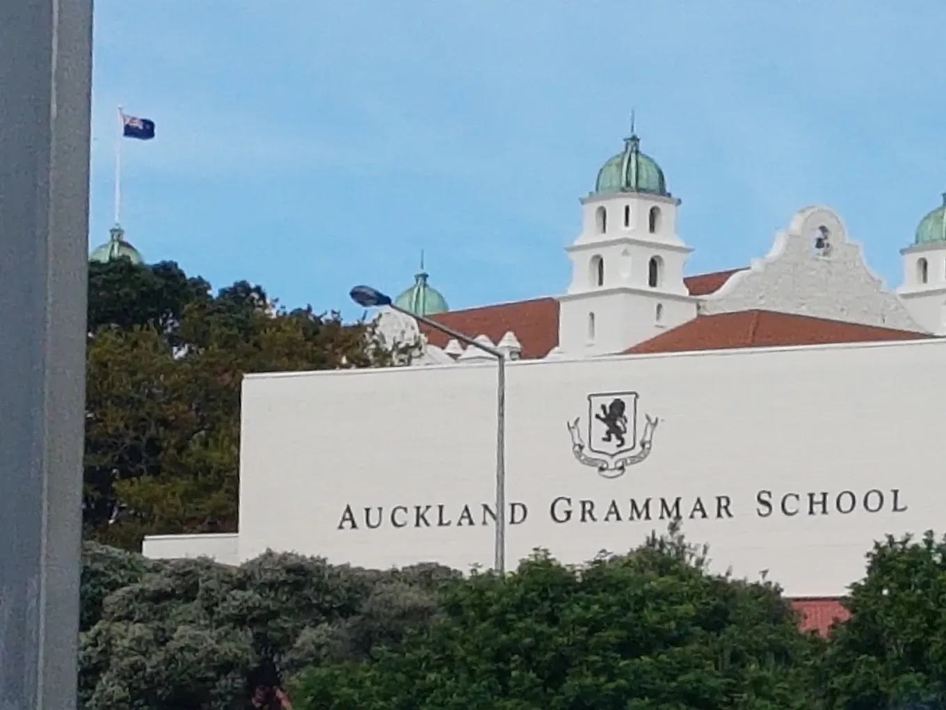 Double Grammar Zone, zone for Auckland Grammar & Epsom Girls’ Grammar, BUY 1 OR 2, fully tenanted, two multi-unit properties (14 bedrooms) on 1617m2 land, 4 & 6 Edgerley Avenue, Epsom, Auckland