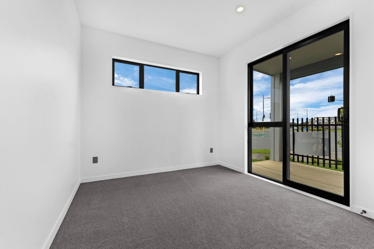 Christmas Special- Brand New 4 bedrooms home-Must Be Sold, 133-137 Bremner Road, Karaka, Auckland