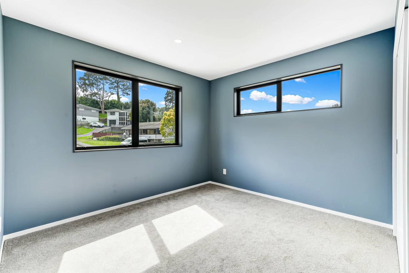 DoubleWestlake school zone, move-in ready, brandnew standalone 4 beds home, 2 Kama Place, Sunnynook, Auckland
