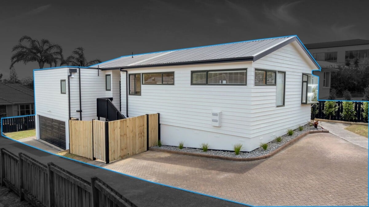 This home has undergone a remarkable transformation, 3 beds home, moments from shops, supermarkets, schools, 1/410 Glenfield Road, Glenfield, Auckland