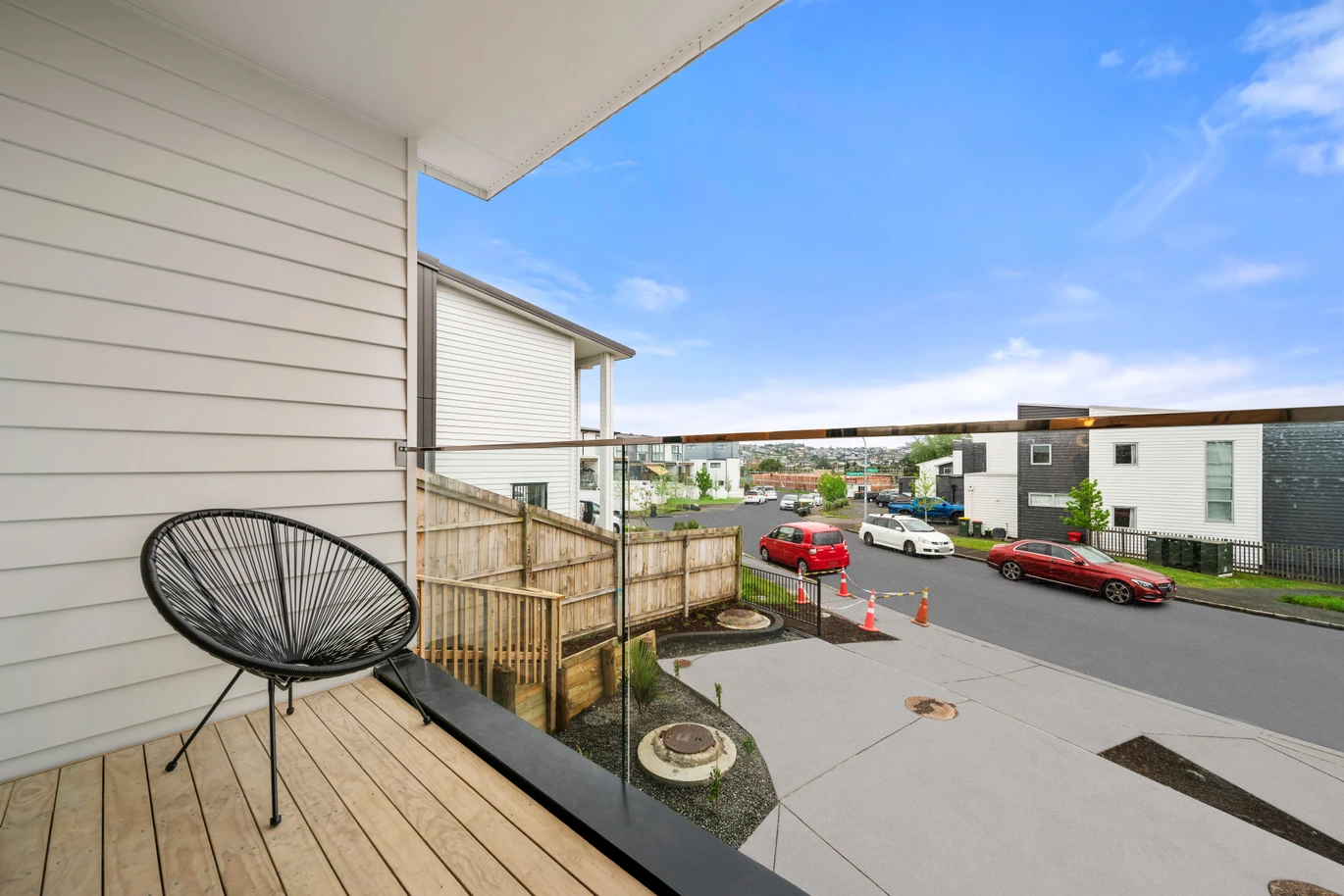 10-Year Stamford Building Warranty, Freehold 3 beds home, Moments from Albany mall, 13 Rengarenga Rise, Fairview Heights, Auckland