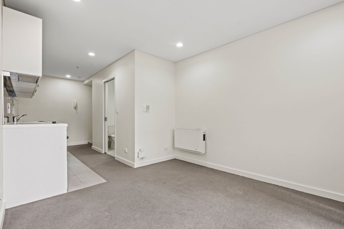 Double Auckland Grammar school zone, Unit Titil (no leasehold worries), 2 beds 1 bath CBD, walks to Uni, 208/37 Symonds Street, Grafton, Auckland