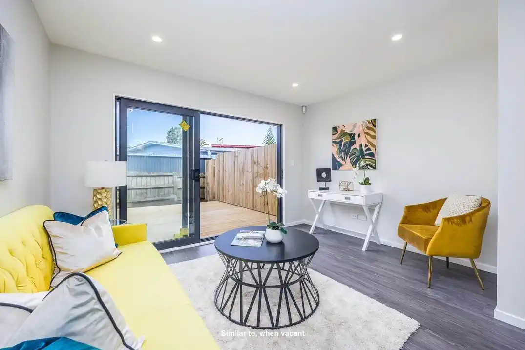 Overseas Developer Cashing Out, Freehold 2 bedrooms townhouse, Currently tenanted, Lot 4/8 Blanes Road, Weymouth, Auckland