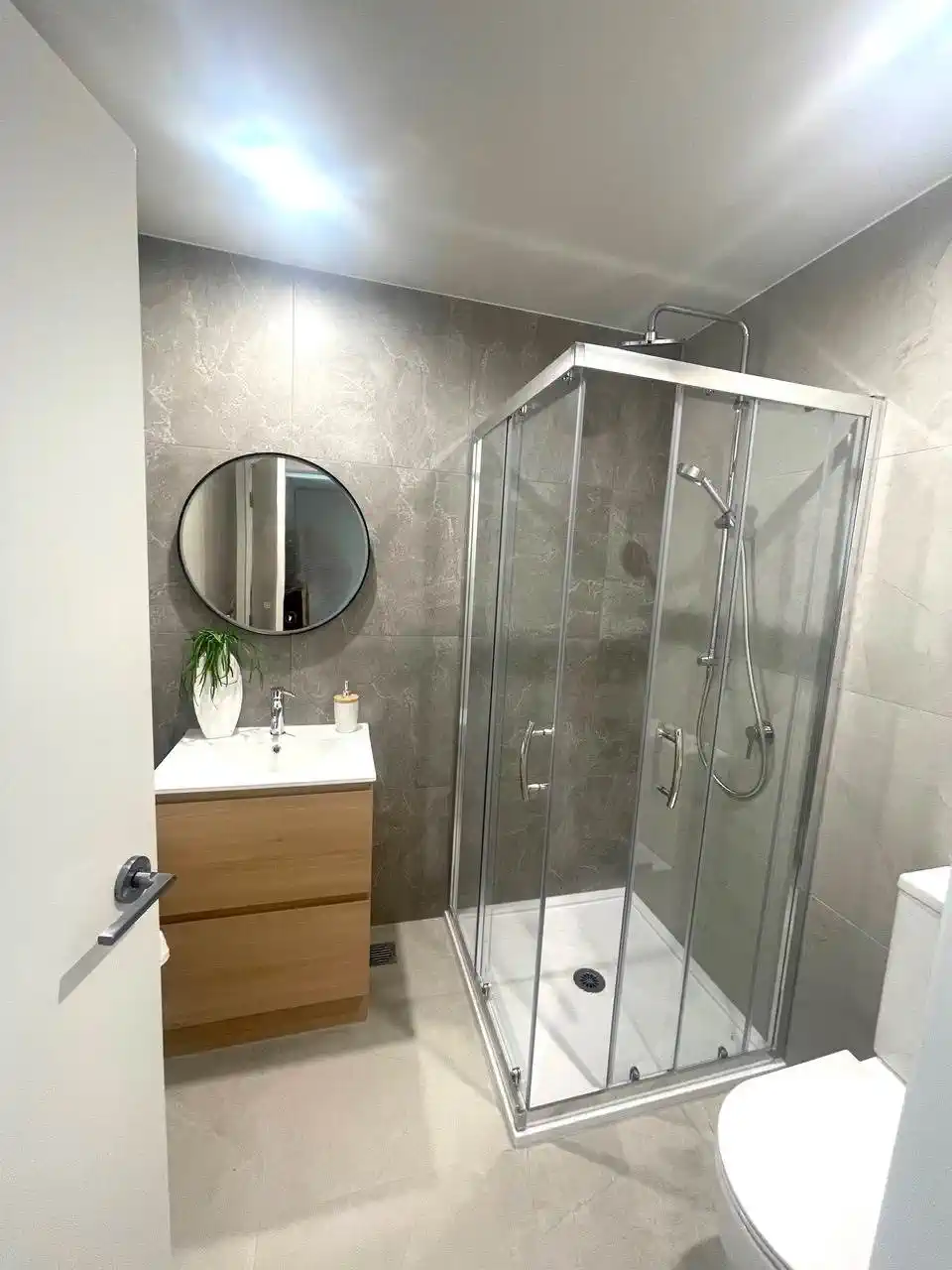 Brandnew 3 beds home, minutes to Westgate Mall, 62 Parkwood Avenue, Westgate, Auckland