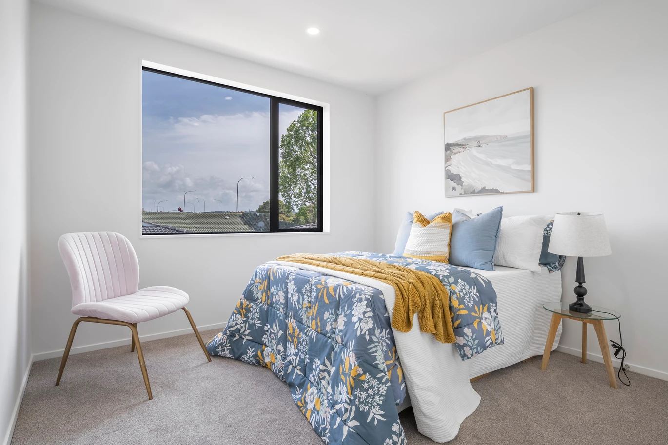 Brandnew standalone 2 beds 1 bath home with car park, close to schools, shops, train station, motorway access, 1/45 Great South Road, Takanini, Auckland
