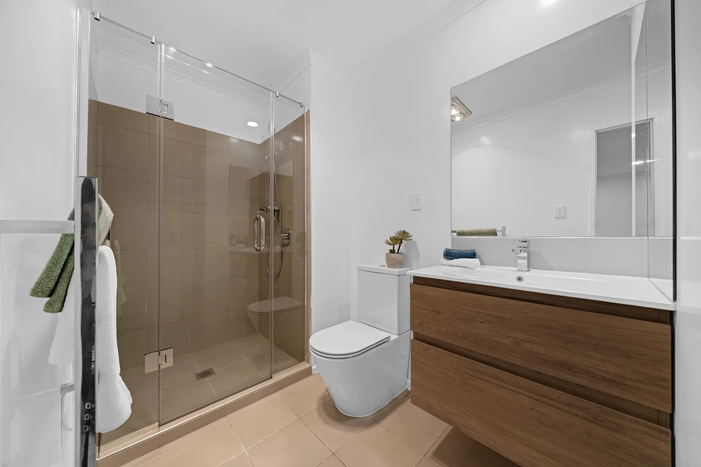 4 beds home on 264m2 section, near shops, schools, and public transport, 44 Figaro Crescent, Takanini, Auckland