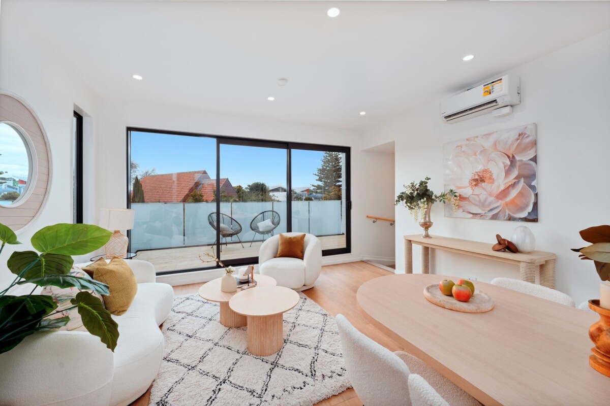 10-Year Master Build Guarantee, Top school zone, brandnew freehold 3 beds home, walks to beach, 6 Shakespeare Road, Milford, Auckland
