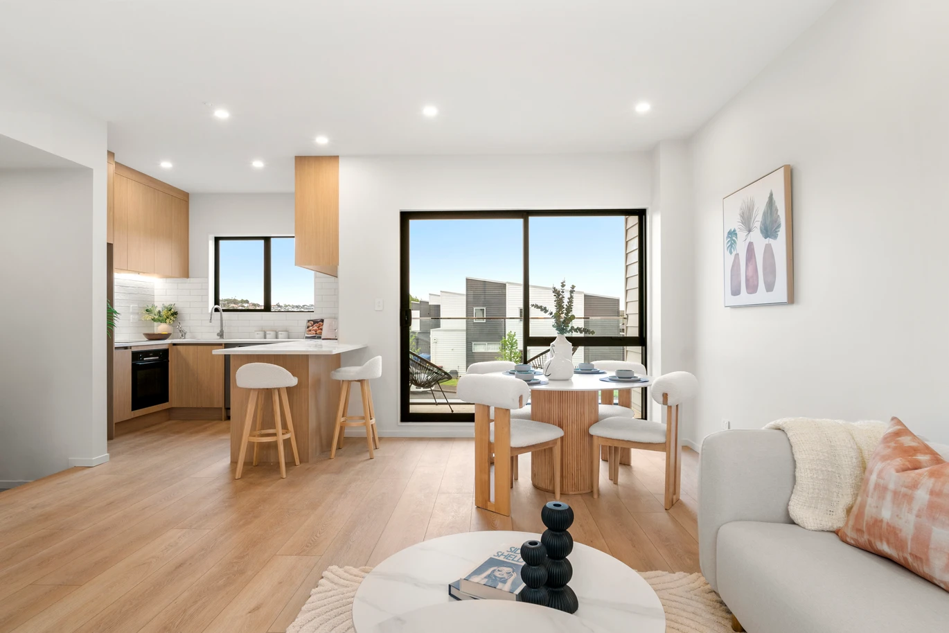 10-Year Stamford Building Warranty, Freehold 3 beds home, Moments from Albany mall, 13 Rengarenga Rise, Fairview Heights, Auckland