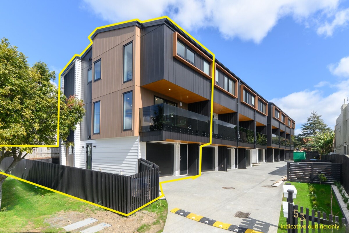 Brandnew 3 beds home, minutes from Panmure Basin, supermarkets, Lot 1/53 Court Crescent, Panmure, Auckland