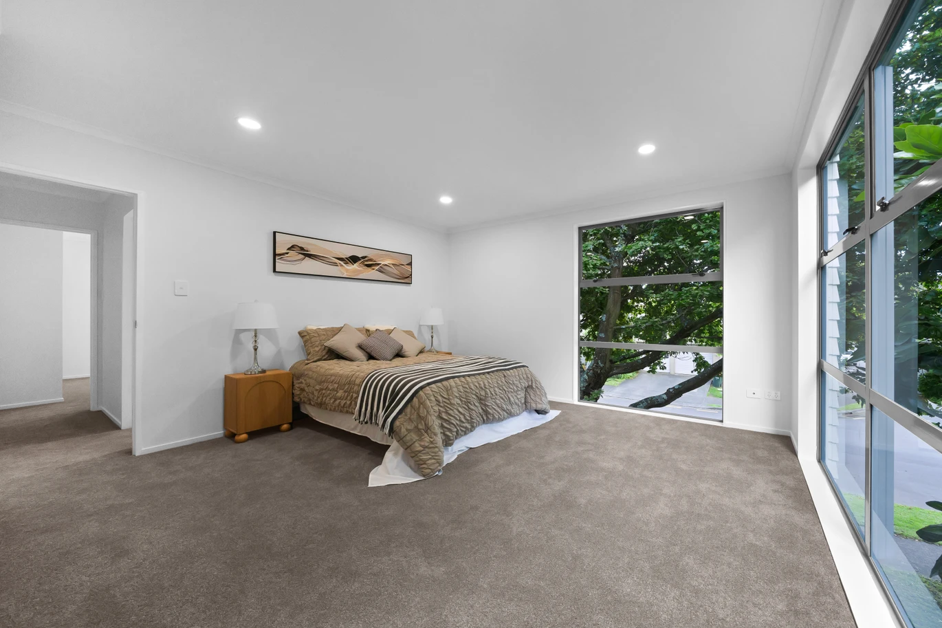 4 beds home on 264m2 section, near shops, schools, and public transport, 44 Figaro Crescent, Takanini, Auckland
